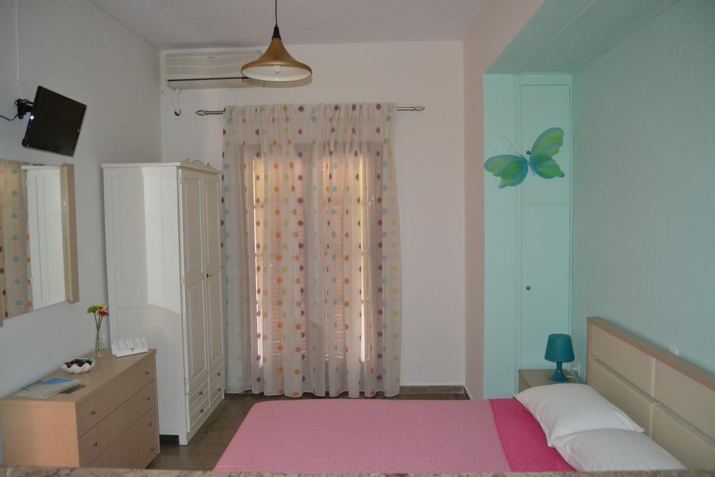 Anna Apartments Контокали Екстериор снимка